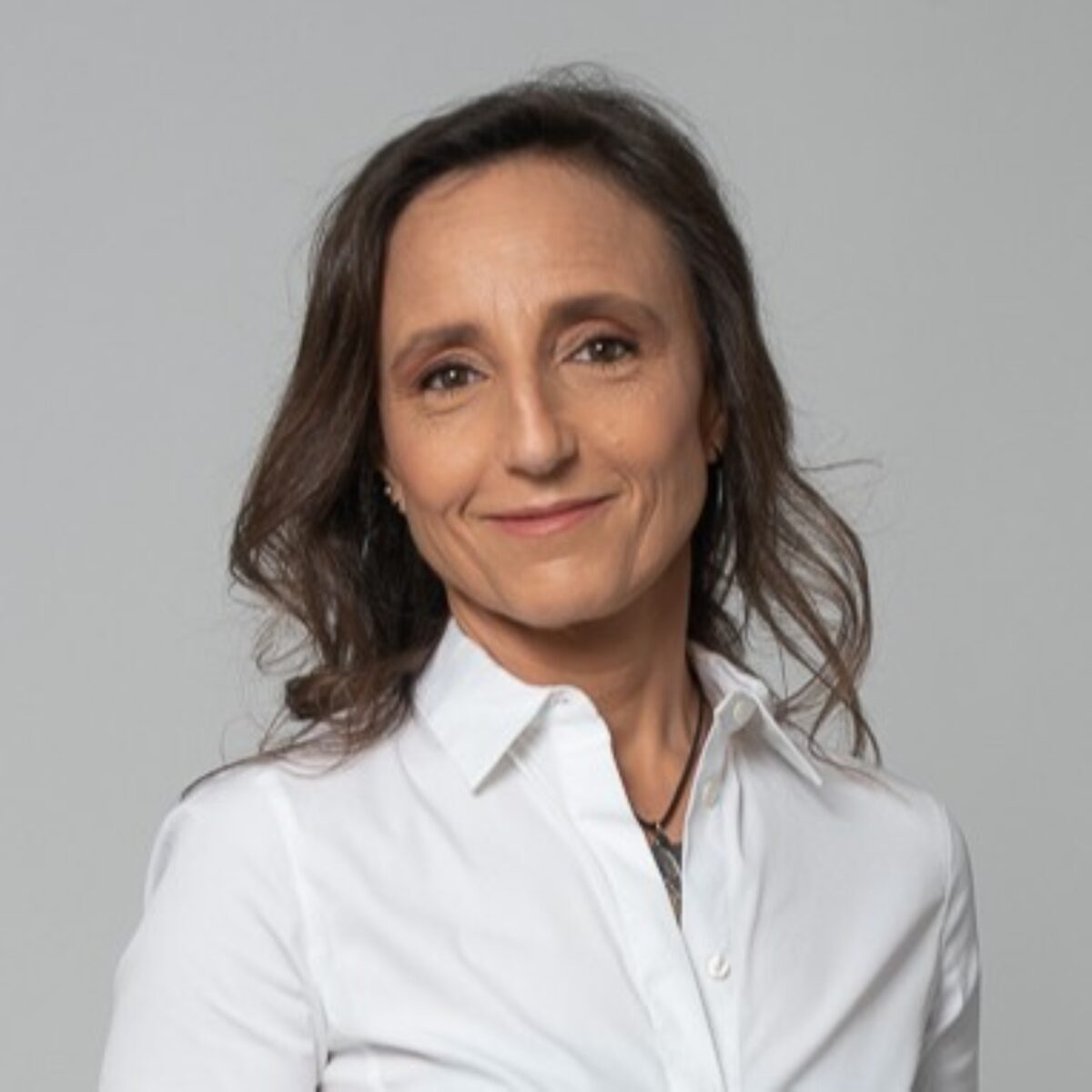 Headshot of Susana Azevedo